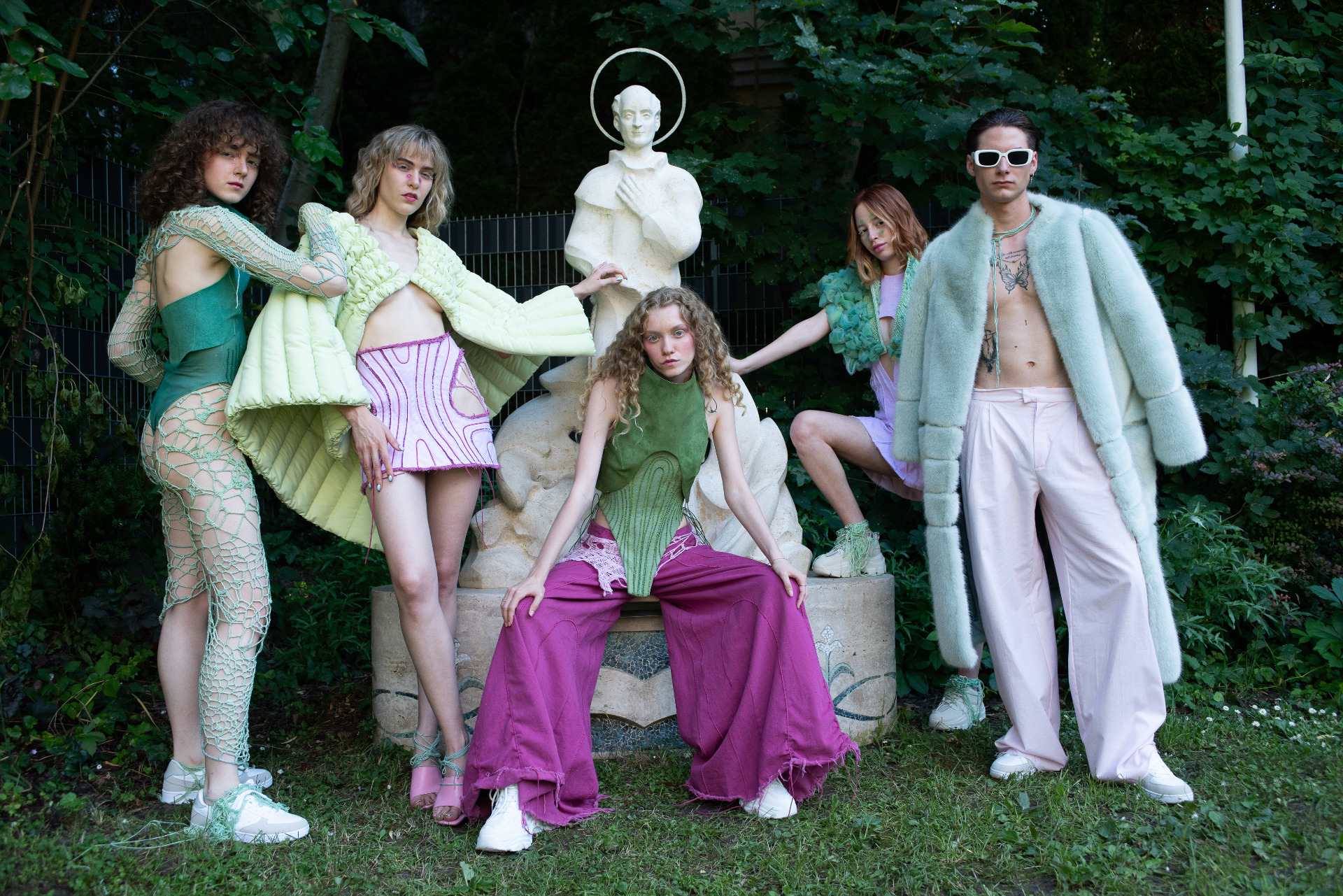 SVN alkotócsoport divatbemutatója - tervező: Farkas Martina - kollekció: Cocoon, 2025.06.15.